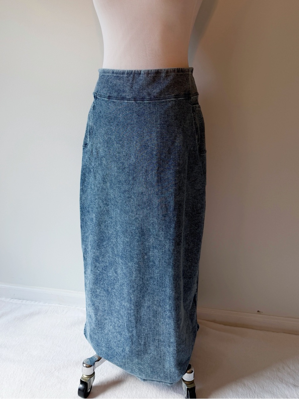 Snoga Acid Washed Blue Stretch Denim Long Column Jean Skirt size Medium Cottage - Picture 2 of 16